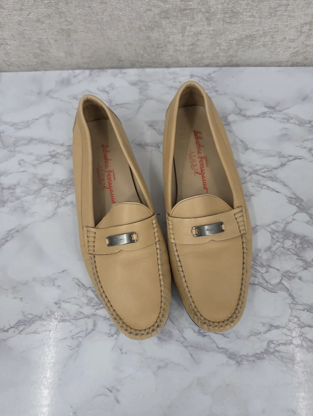 Salvatore Ferragamo Sport Tan Leather Gancio Driving Moccasin Loafers Shoes